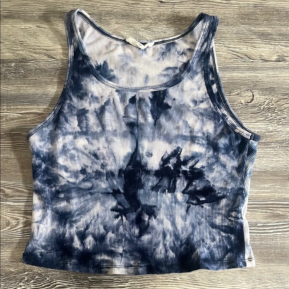Blue Tie-Dye Cropped Tank Top